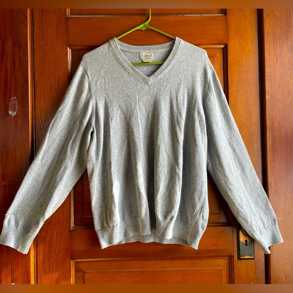 L.L.Bean cotton cashmere grey v-neck sweater